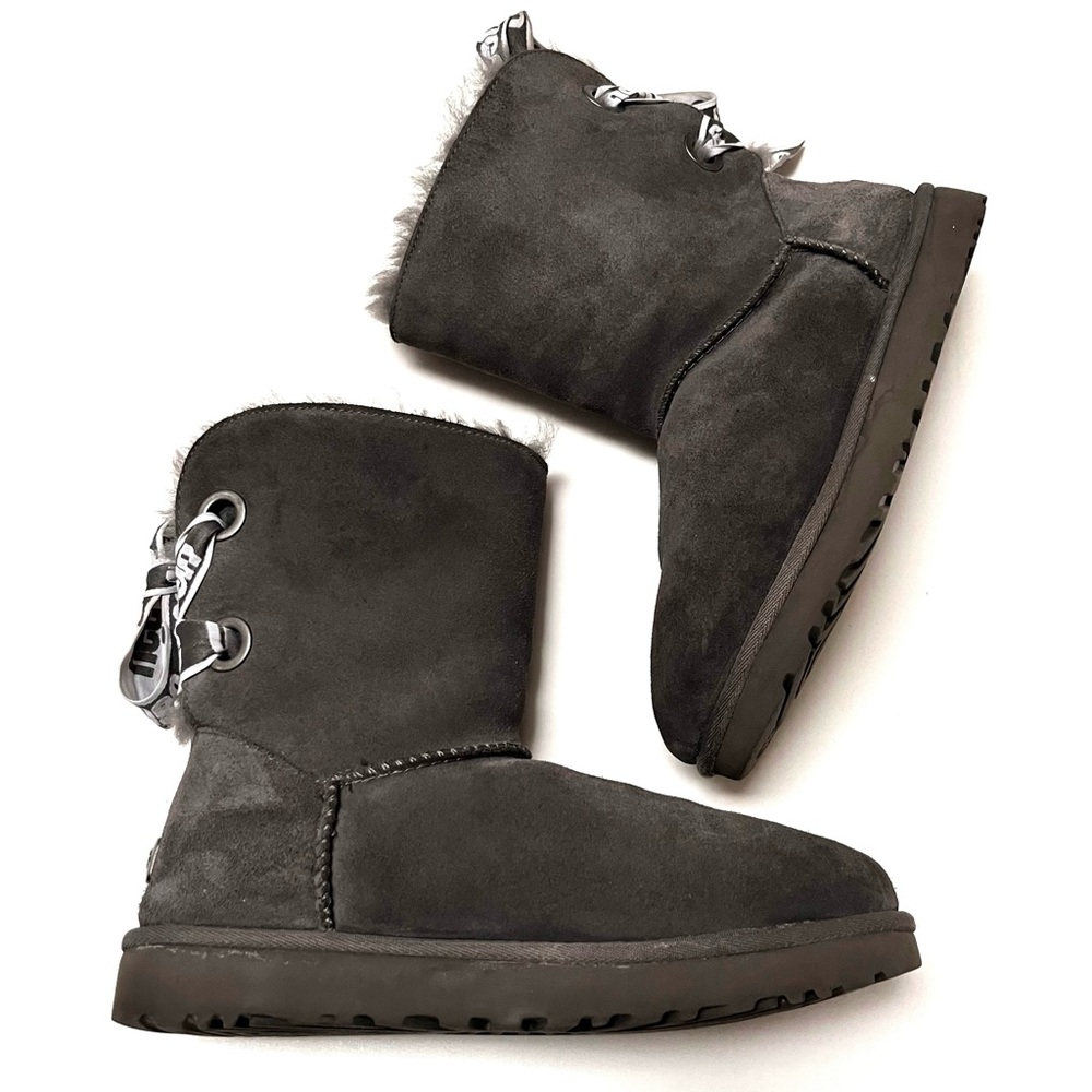 SALE!  UGGS Customizable Bailey Bow Boots 1098075 Size 8